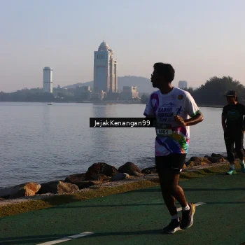 Runner Photo 6105078