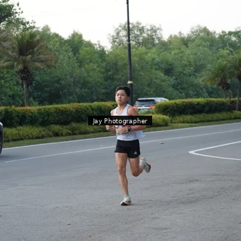 Runner Photo 6105085