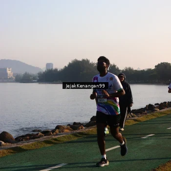 Runner Photo 6105093