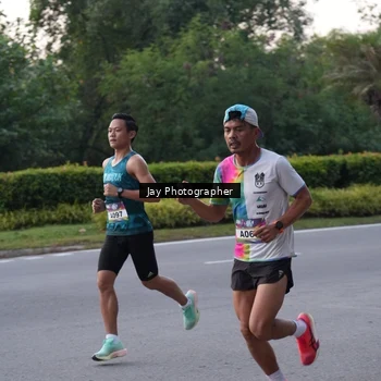 Runner Photo 6105118