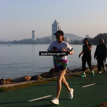 Runner Photo 6105127