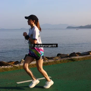 Runner Photo 6105130