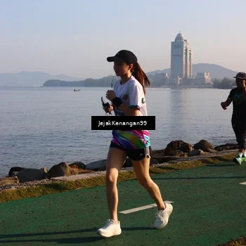 Runner Photo 6105141