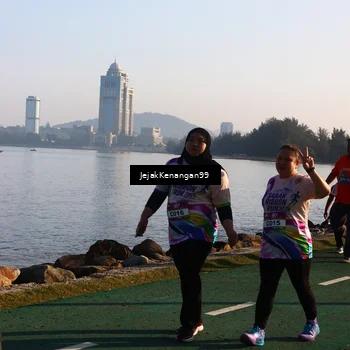 Runner Photo 6105192