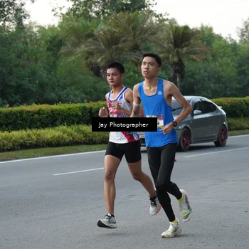 Runner Photo 6105251
