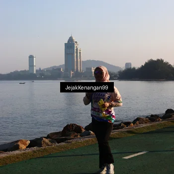 Runner Photo 6105264