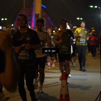 Runner Photo 6105321