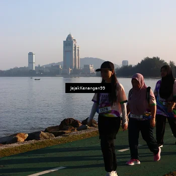 Runner Photo 6105332