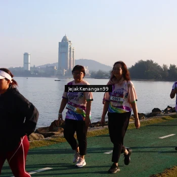 Runner Photo 6105364