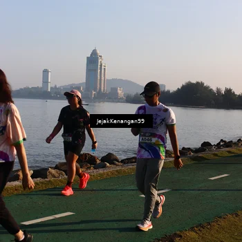 Runner Photo 6105387