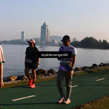 Runner Photo 6105401