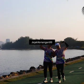 Runner Photo 6105403