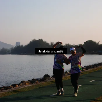 Runner Photo 6105415