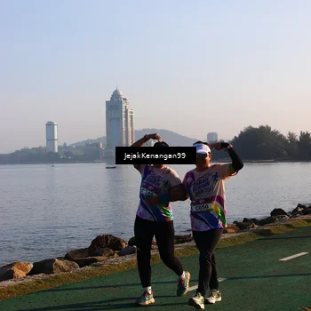 Runner Photo 6105460