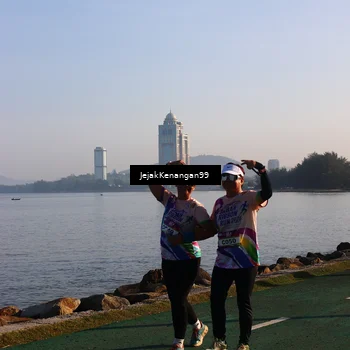 Runner Photo 6105482