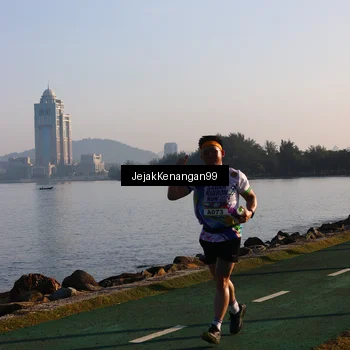 Runner Photo 6105515