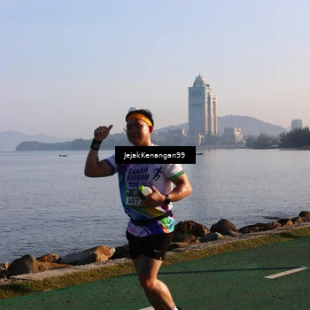 Runner Photo 6105557