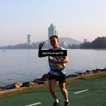 Runner Photo 6105560