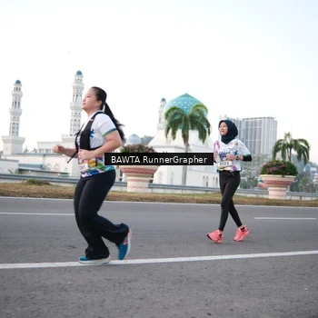 Runner Photo 6105772
