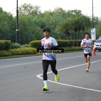 Runner Photo 6105774