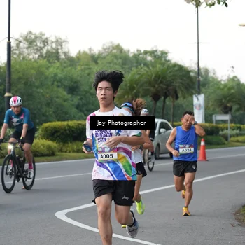 Runner Photo 6105786