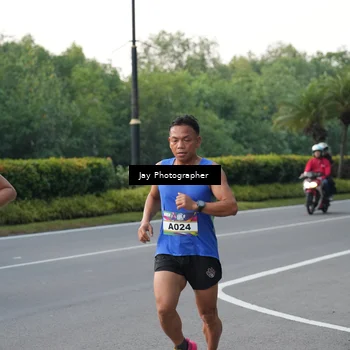 Runner Photo 6105808