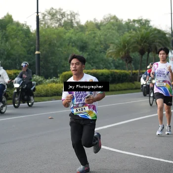 Runner Photo 6105843