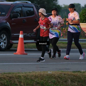 Runner Photo 6105879