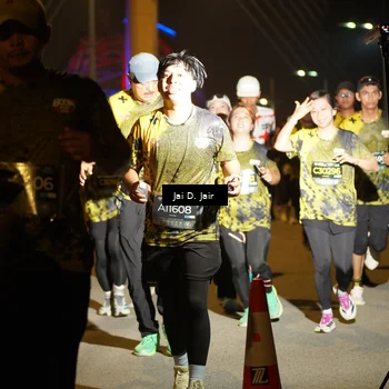 Runner Photo 6105893