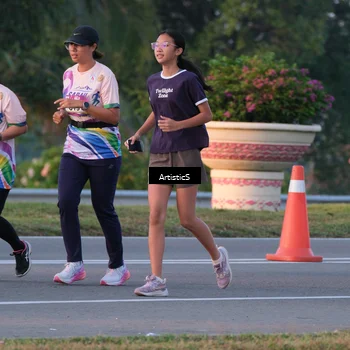 Runner Photo 6105962