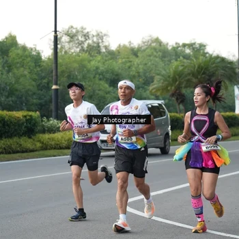 Runner Photo 6106123