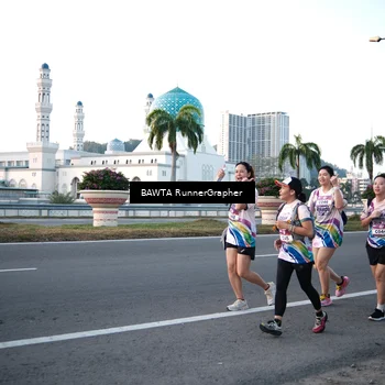 Runner Photo 6106149
