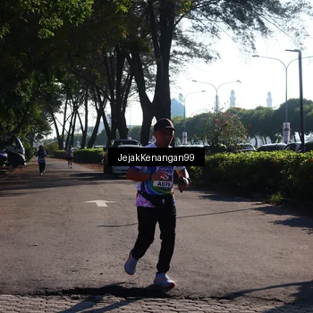 Runner Photo 6106227