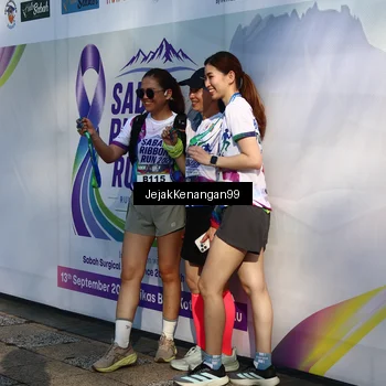 Runner Photo 6106267