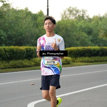 Runner Photo 6106325