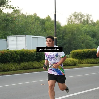 Runner Photo 6106344