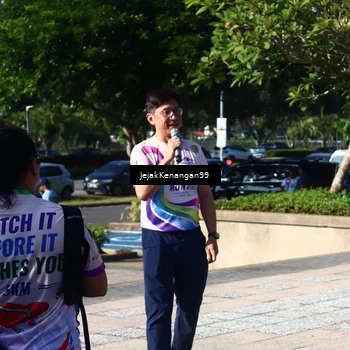 Runner Photo 6106414