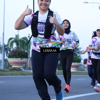 Runner Photo 6106438