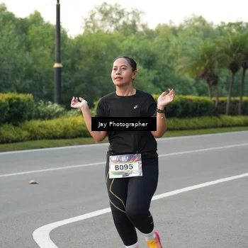 Runner Photo 6106644