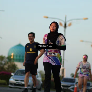 Runner Photo 6106685