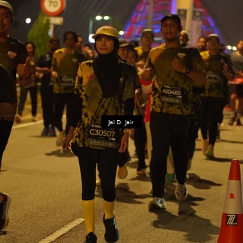 Runner Photo 6106789