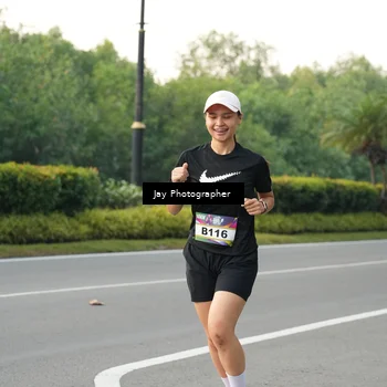 Runner Photo 6106895