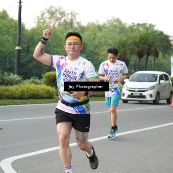 Runner Photo 6106912