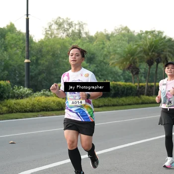 Runner Photo 6106930