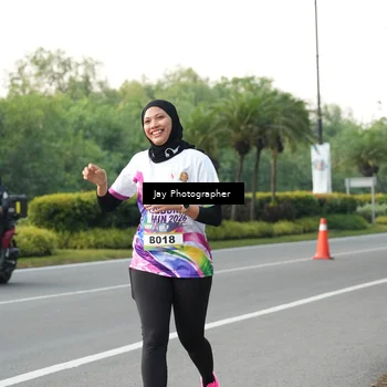Runner Photo 6107016
