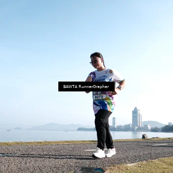Runner Photo 6107023
