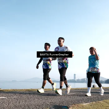 Runner Photo 6107030