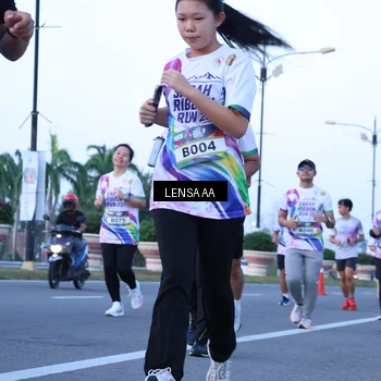 Runner Photo 6107042