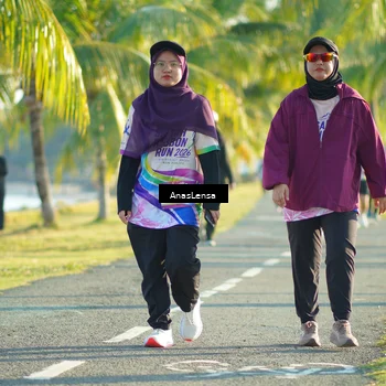 Runner Photo 6107056