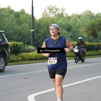 Runner Photo 6107059